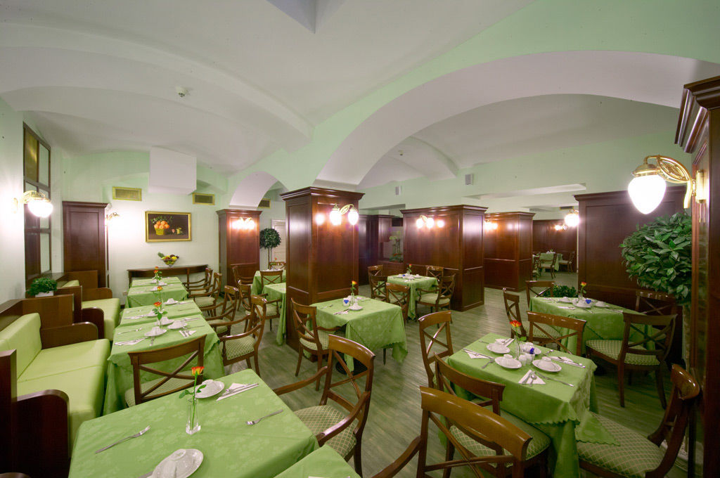 Hotel Liberty Praga Esterno foto